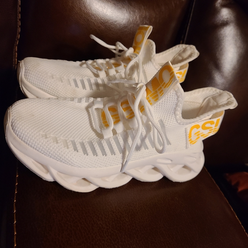 Gslmoln shoes